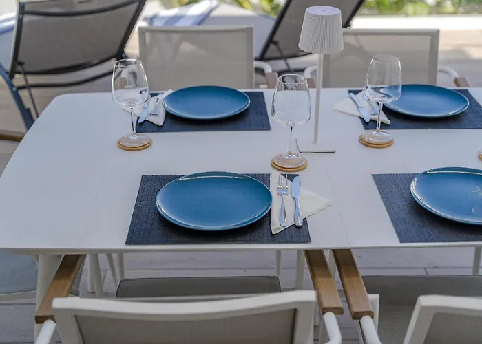 Daire Don Carlos Sea View - Adults Only !